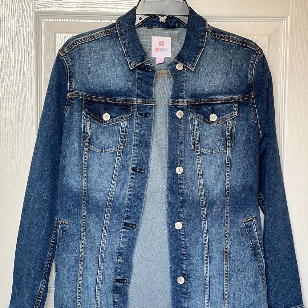 LULAROE VINTAGE DENIM JACKET JAXON SIZE S NWT